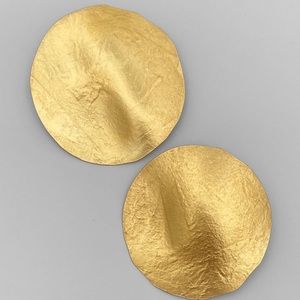 Like new Annie Costello Brown large disc earrings